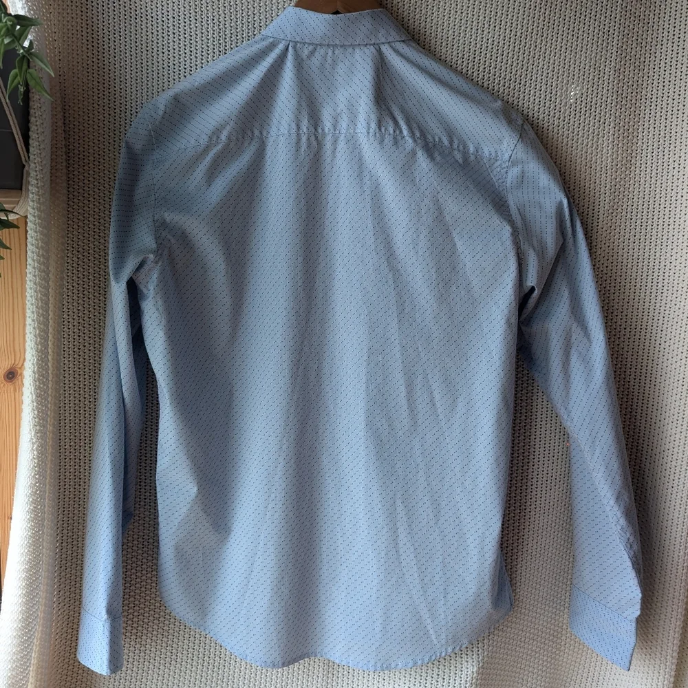 Craft + Flow Men's Dot Print Button Up Long Sleeeve Shirt Light Blue Size Small - Picture 2 of 5